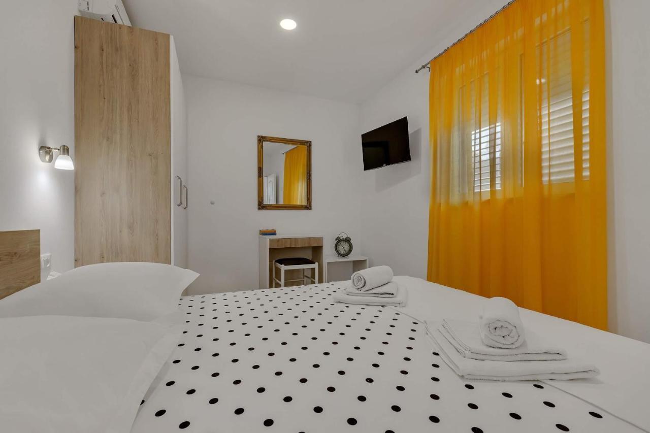 Apartman Meri มาคาร์สกา ภายนอก รูปภาพ