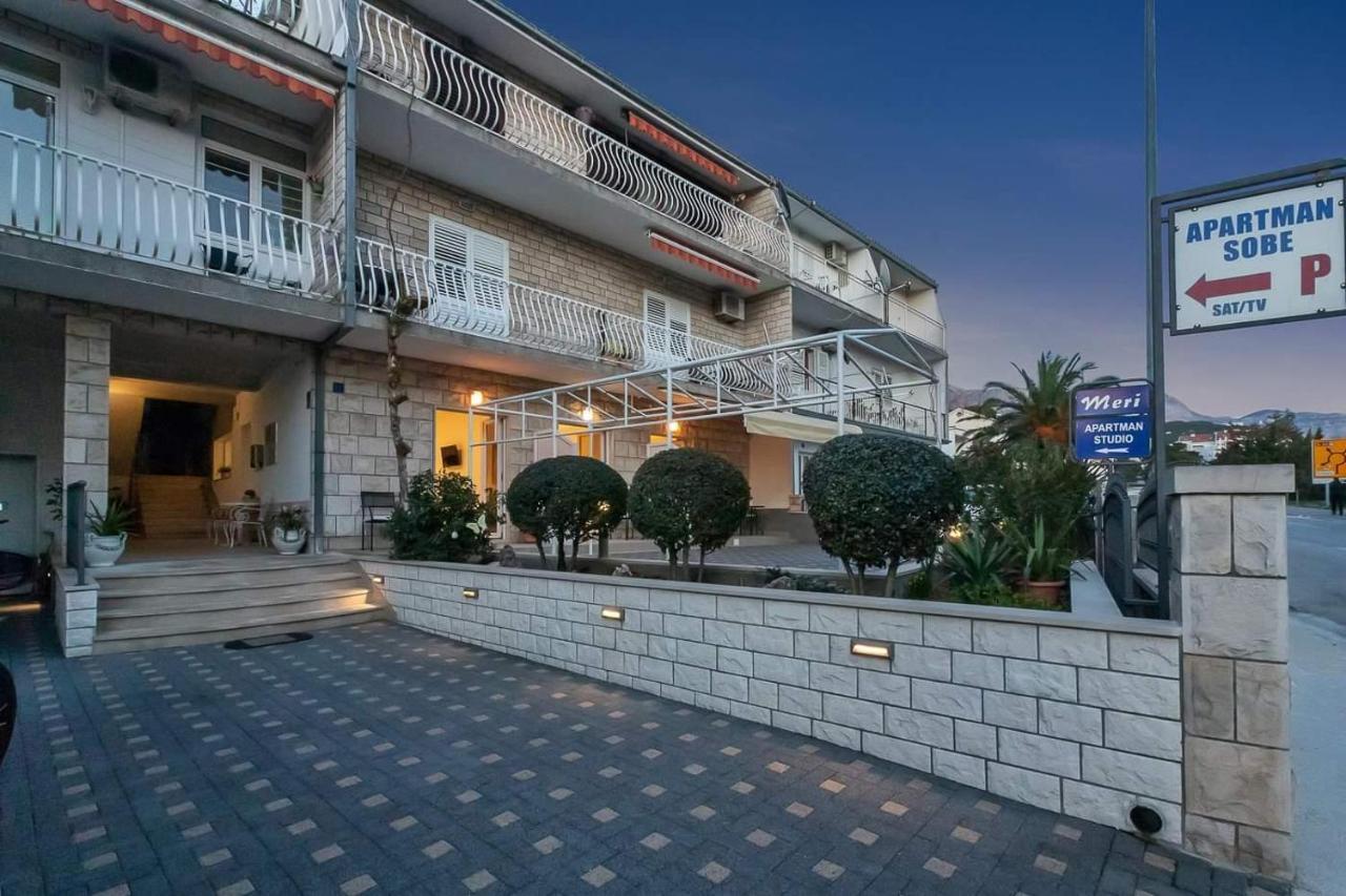 Apartman Meri มาคาร์สกา ภายนอก รูปภาพ